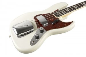 Fender custom store 1961 Jazz Bass (with pickup covers and energetic electronics)