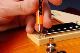 eliminate screws from pickup bezel