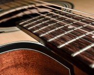 What is the best electric guitar brands?